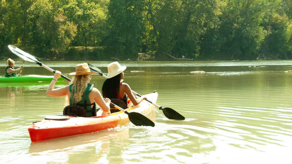 Kayaking Harpers Ferry ladies